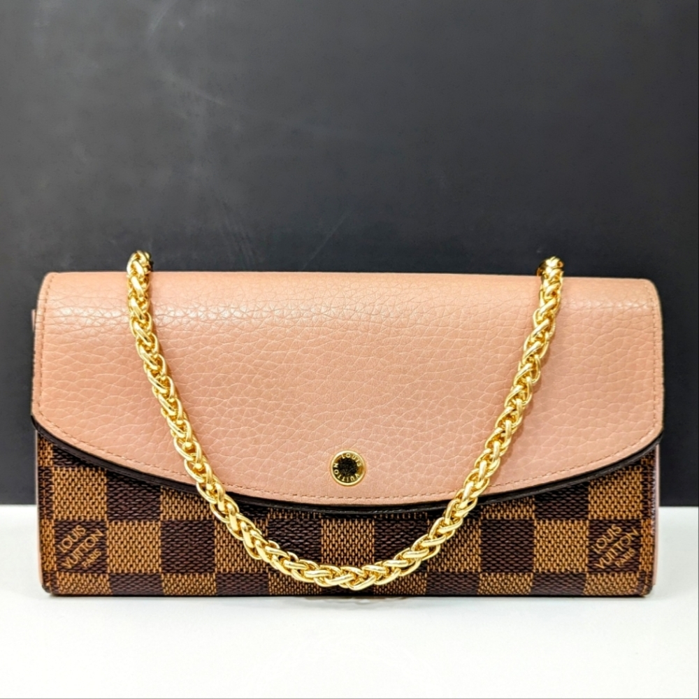 ✨ Louis Vuitton ✨ Normandy damier ebene wallet.